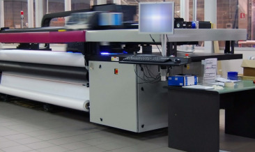 Your guide to large format signage printing