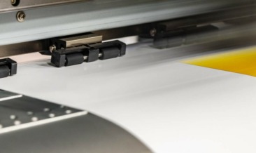 Large format printing is a technical discipline that requires a deep understanding of chemical bonding and mechanical stress.