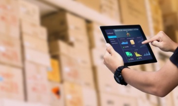 Unmanaged promotional products often sit forgotten in office cupboards. This creates a financial leak known as ‘Ghost Inventory’. When marketing assets remain invisible and unmonitored, they transform from high-utility tools into stagnant capital.